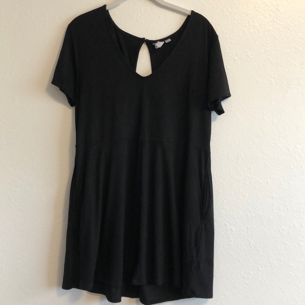 Black dress